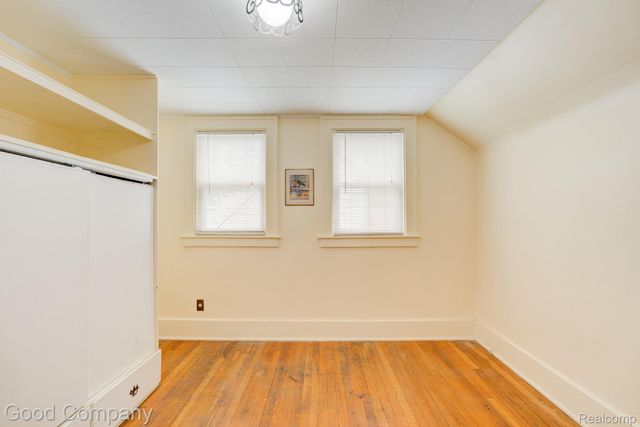 835 Edgewood Drive, Royal Oak, MI 48067