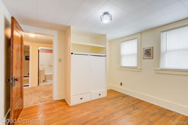835 Edgewood Drive, Royal Oak, MI 48067