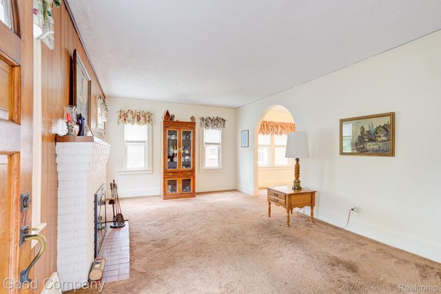 835 Edgewood Drive, Royal Oak, MI 48067