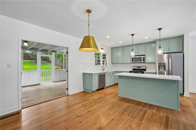 984 Lindbergh Drive NE, Atlanta, GA 30324