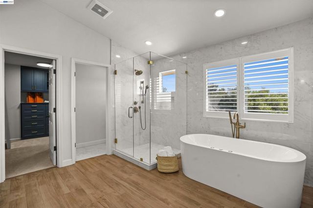912 Bentley Oak Ct, San Ramon, CA 94582
