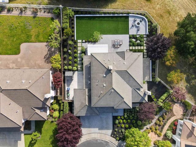 912 Bentley Oak Ct, San Ramon, CA 94582