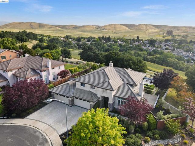 912 Bentley Oak Ct, San Ramon, CA 94582