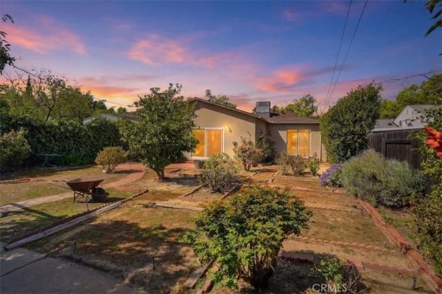 5740 Lemona Avenue, Sherman Oaks, CA 91411