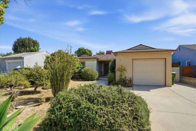 5740 Lemona Avenue, Sherman Oaks, CA 91411