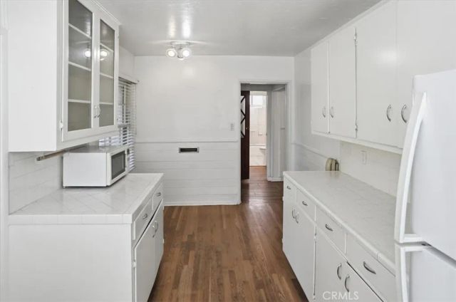 5740 Lemona Avenue, Sherman Oaks, CA 91411