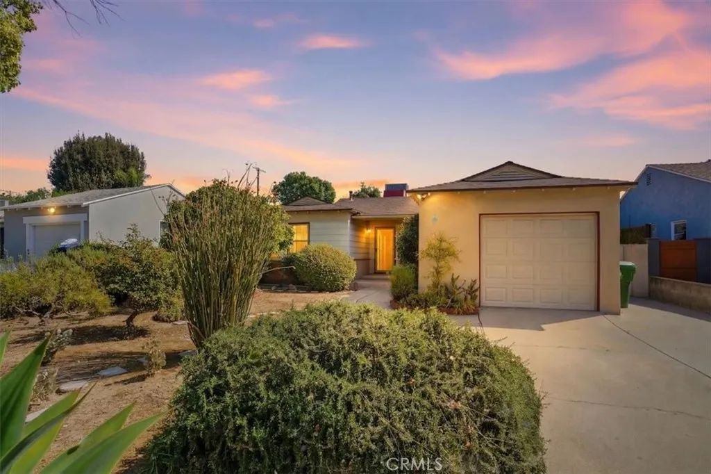 5740 Lemona Avenue, Sherman Oaks, CA 91411