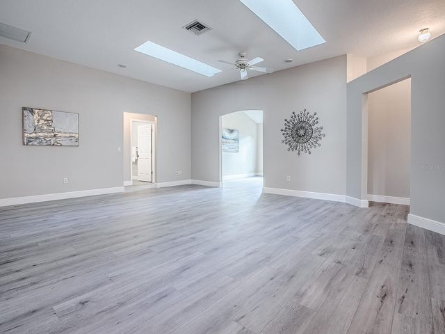 702 PEREZ PLACE, The Villages, FL 32159