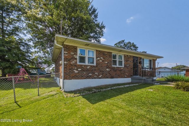 4100 Spyglass Ct, Louisville, KY 40229