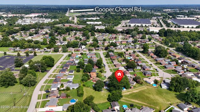 4100 Spyglass Ct, Louisville, KY 40229