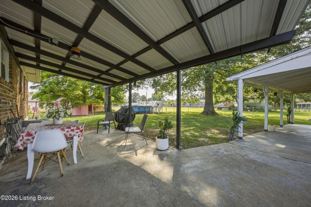 4100 Spyglass Ct, Louisville, KY 40229