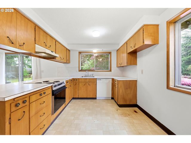 3003 Se 162ND Ave, Portland, OR 97236