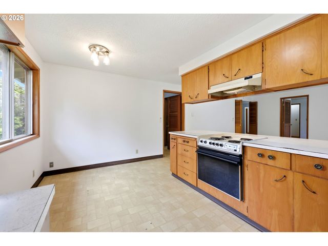 3003 Se 162ND Ave, Portland, OR 97236