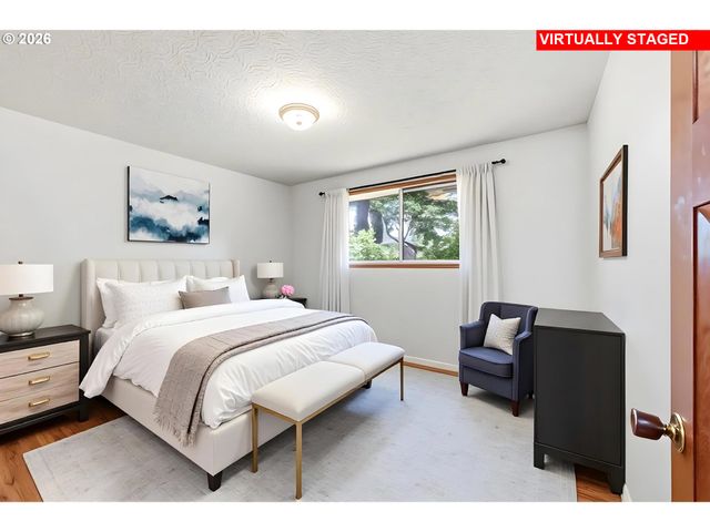 3003 Se 162ND Ave, Portland, OR 97236
