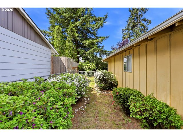 3003 Se 162ND Ave, Portland, OR 97236