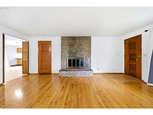 3003 Se 162ND Ave, Portland, OR 97236