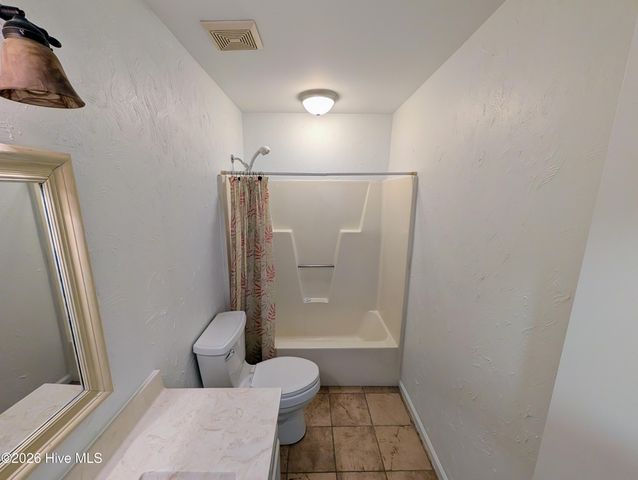 2112 Tiffany Drive, Greenville, NC 27858