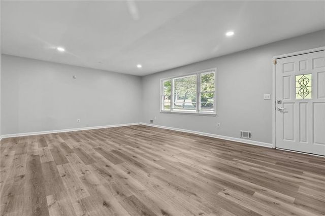 1834 Dogwood Court SW, Snellville, GA 30078