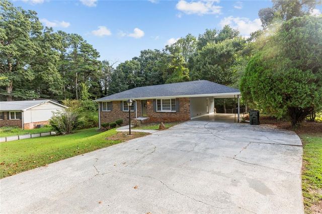 1834 Dogwood Court SW, Snellville, GA 30078