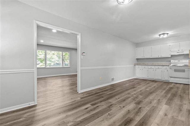 1834 Dogwood Court SW, Snellville, GA 30078