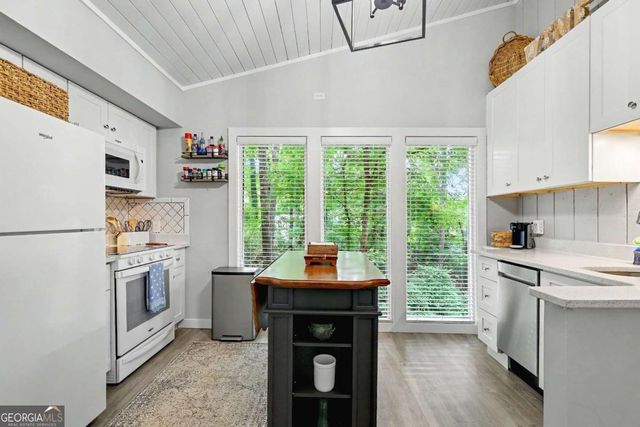 109 Helton Drive SW, Sparta, GA 31087