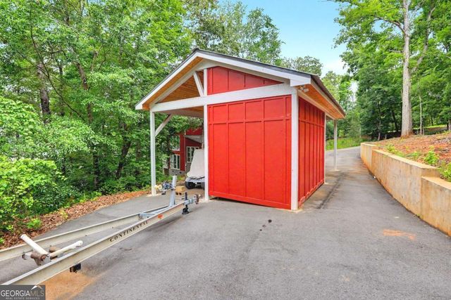 109 Helton Drive SW, Sparta, GA 31087