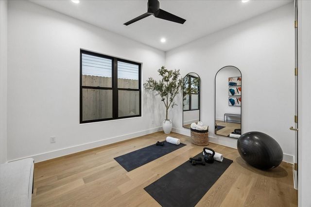 1431 Curtin Street, Houston, TX 77018