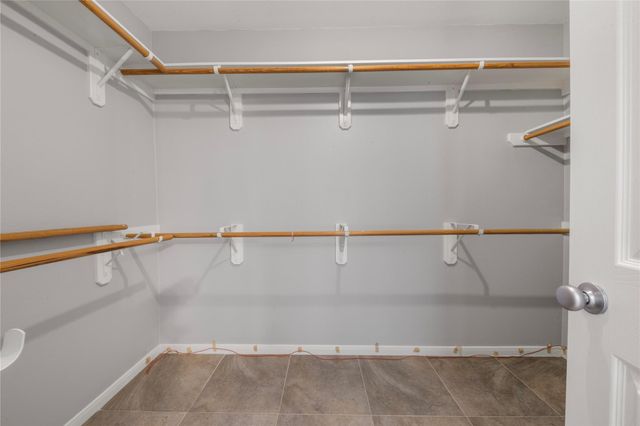 6354 Wilshire Ridge, Houston, TX 77040