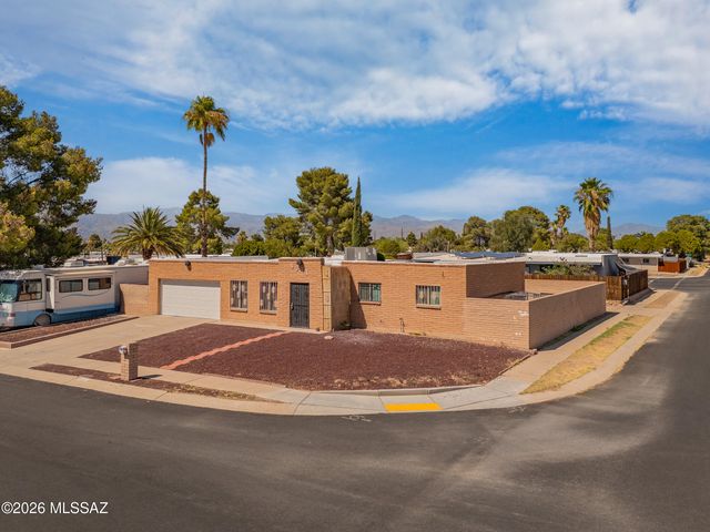 4341 S White Pine Avenue, Tucson, AZ 85730