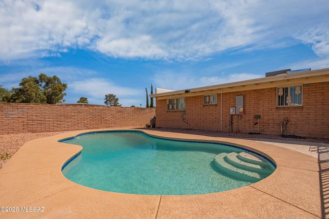 4341 S White Pine Avenue, Tucson, AZ 85730