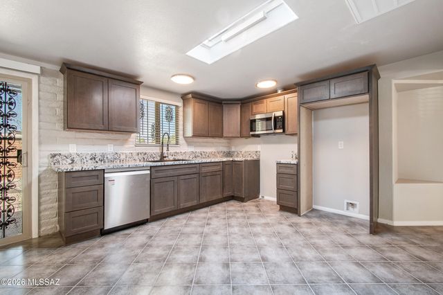 4341 S White Pine Avenue, Tucson, AZ 85730