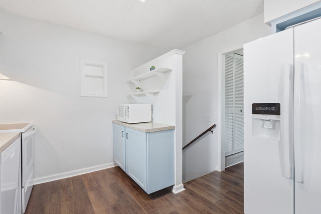 2508 W 60th Street, Davenport, IA 52806