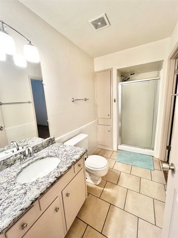 1105 Springdale Road, Bedford, TX 76021