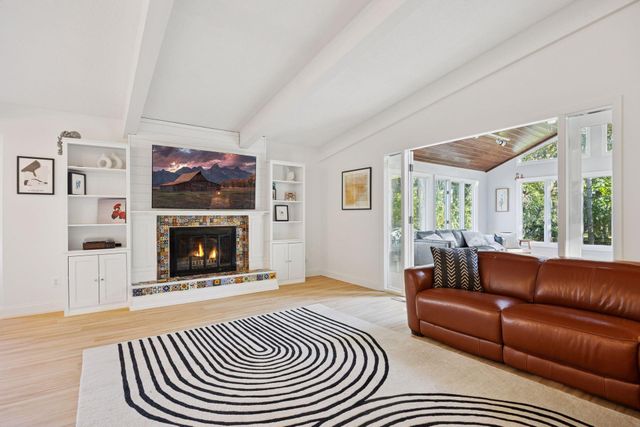 7011 Valley View Road, Edina, MN 55439