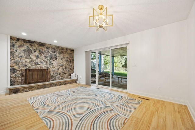 7011 Valley View Road, Edina, MN 55439