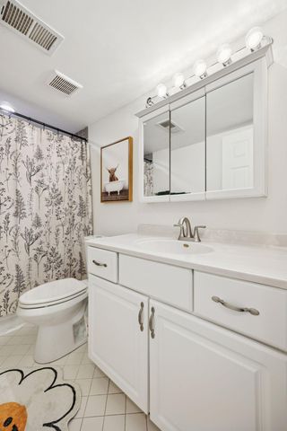 7011 Valley View Road, Edina, MN 55439