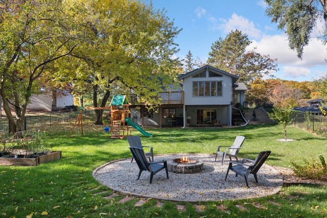 7011 Valley View Road, Edina, MN 55439