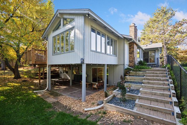 7011 Valley View Road, Edina, MN 55439