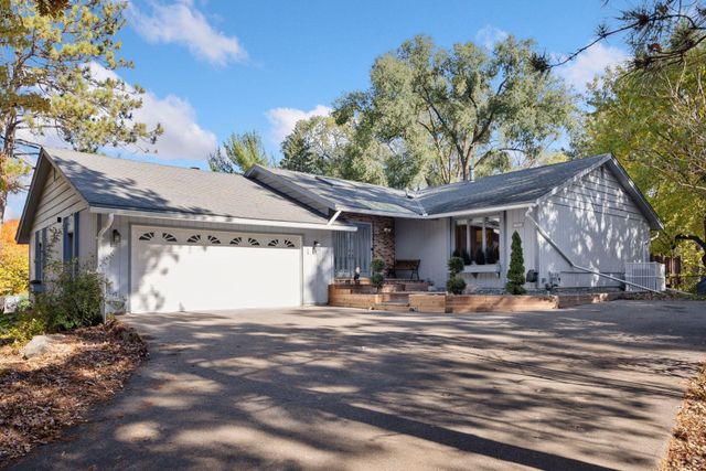 7011 Valley View Road, Edina, MN 55439