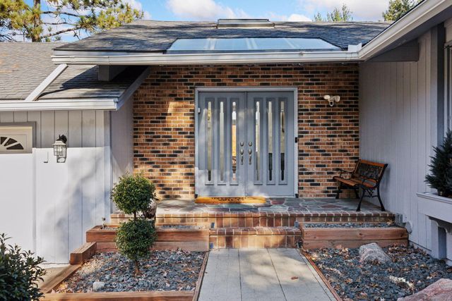 7011 Valley View Road, Edina, MN 55439