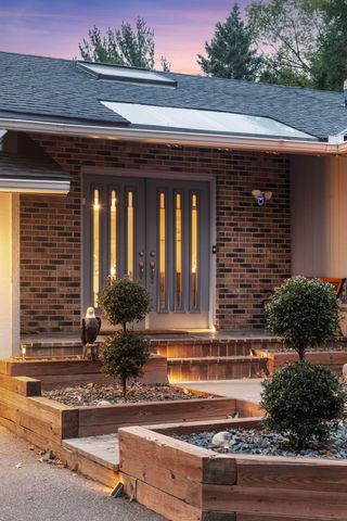 7011 Valley View Road, Edina, MN 55439