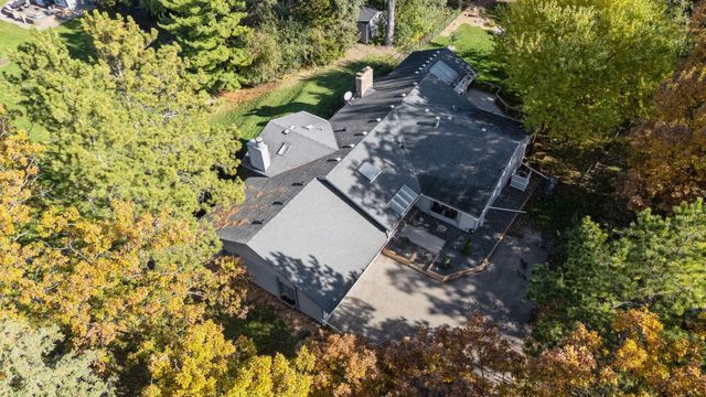 7011 Valley View Road, Edina, MN 55439