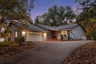 7011 Valley View Road, Edina, MN 55439