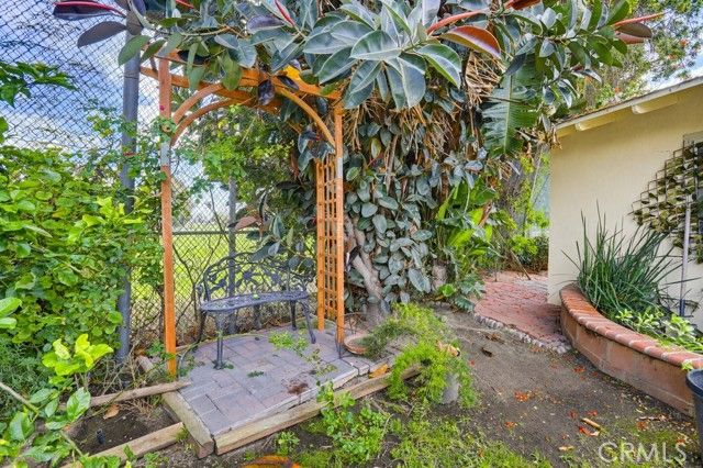 500 N Hanover, Anaheim, CA 92801