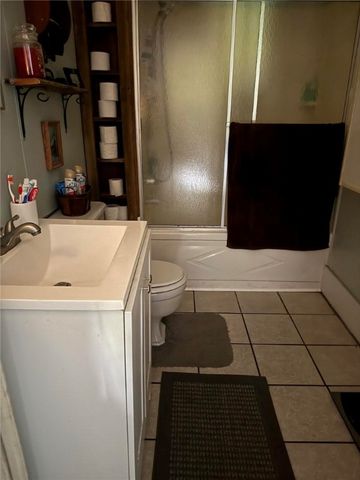 11 Church Street, Phelps, NY 14532