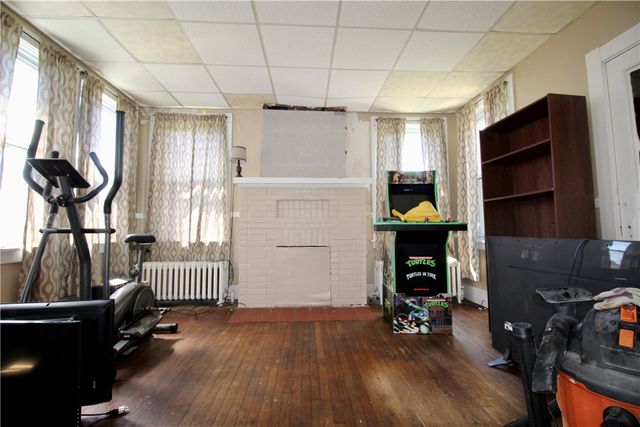 349 4th Ave, New Kensington, PA 15068