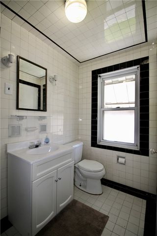349 4th Ave, New Kensington, PA 15068