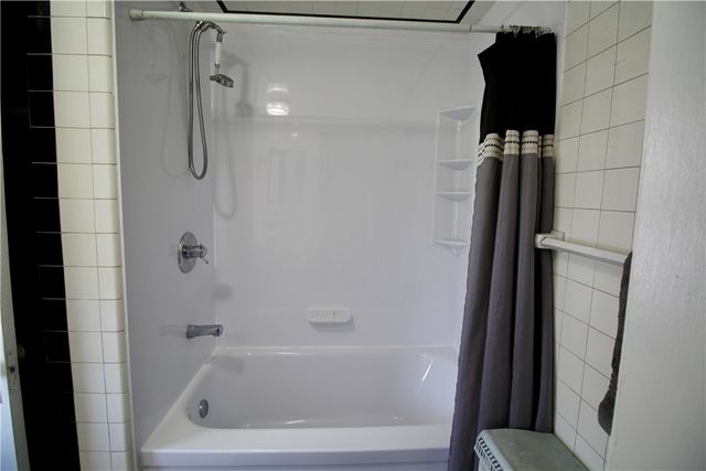 349 4th Ave, New Kensington, PA 15068