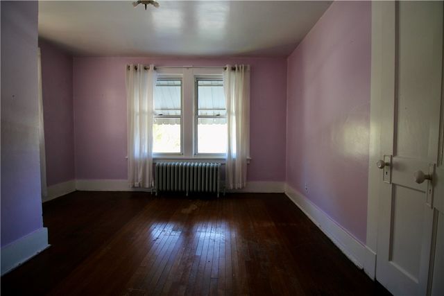 349 4th Ave, New Kensington, PA 15068