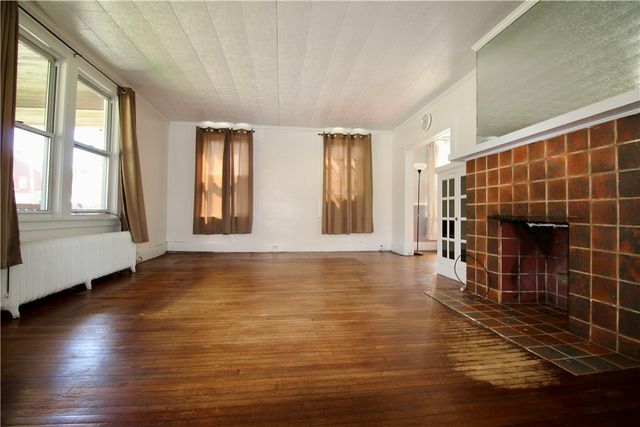 349 4th Ave, New Kensington, PA 15068